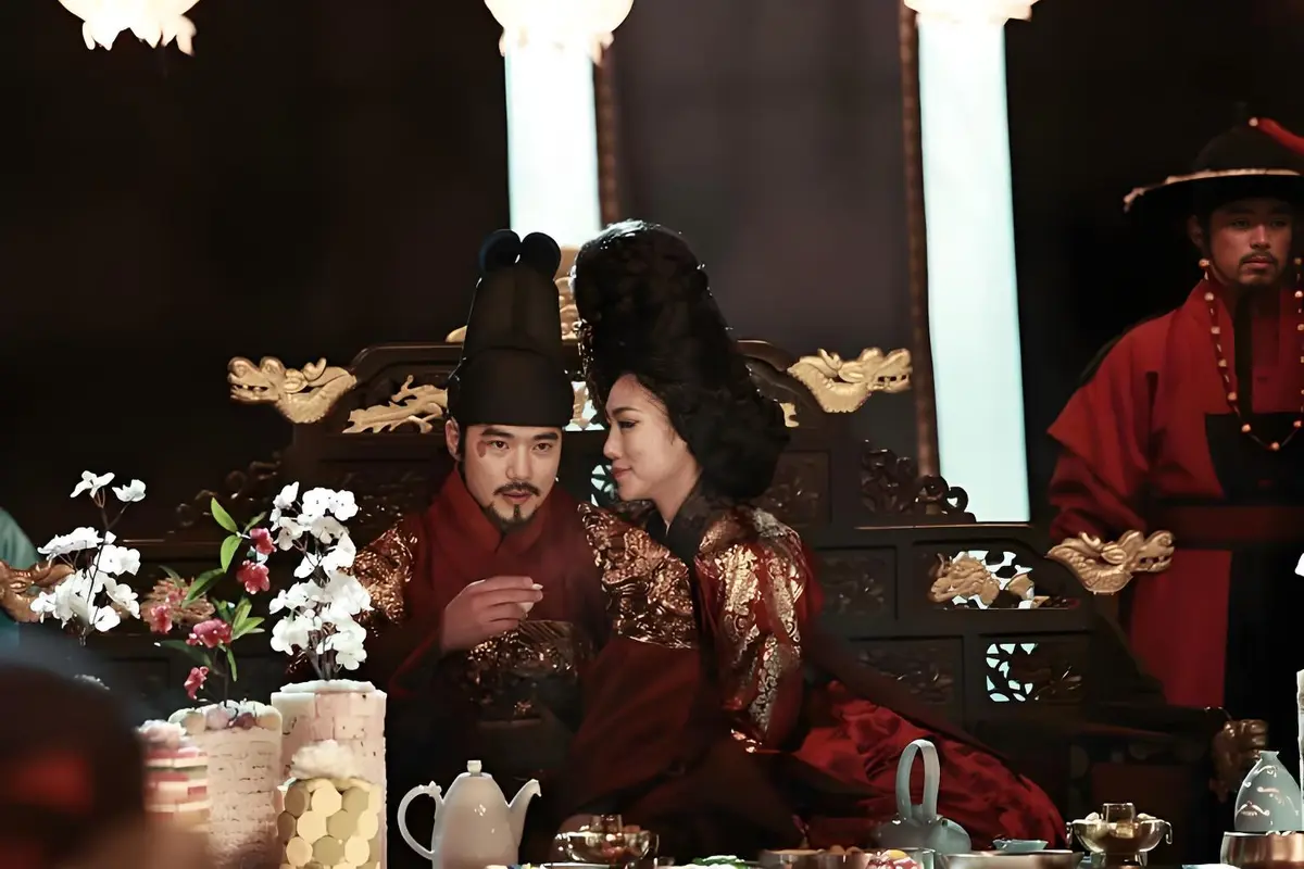 《奸臣》未删减版高清免费在线观看-韩国电影奸臣完整版无广告播放-奸臣HD高清在线观看
