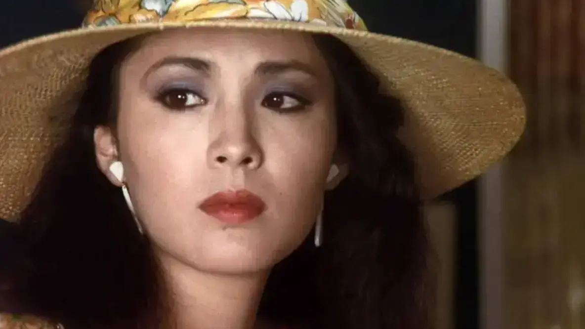《黑色的皮肤上哭泣的女人》相关资源图片