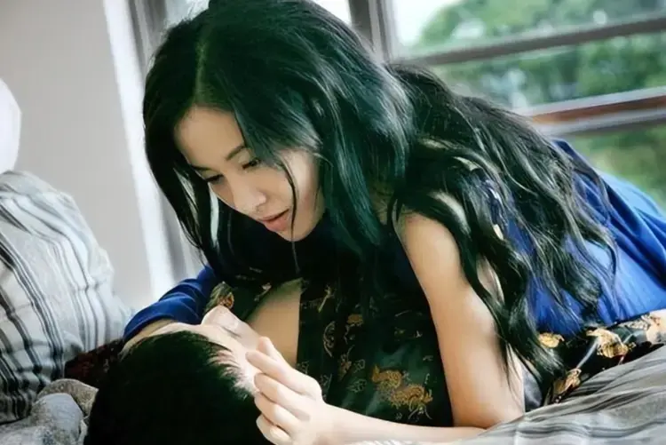 《嫂嫂情事》未删减版高清在线观看-《嫂嫂情事》HD1080P完整版免费播放-韩国电影嫂嫂情事无广告观看
