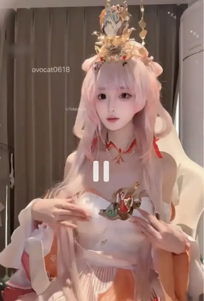 《季雨西施cosplay白天鹅原视频资源及全网热门黑料高清cos作品合集》相关资源图片